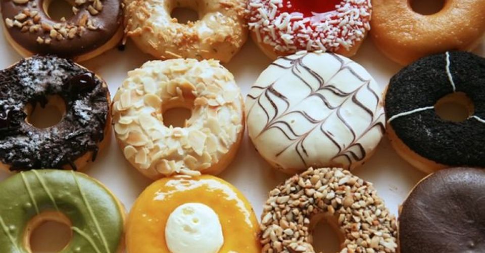 FOTO: Donat salah satu makanan manis yang dapat memicu diabetes (sumber: Bustle.com)