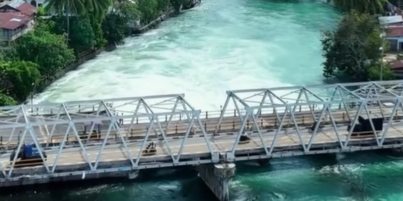 Air  Danau Singkarak yang Viral Jadi Jernih Bak di Swiss (sumber: msn.com)
