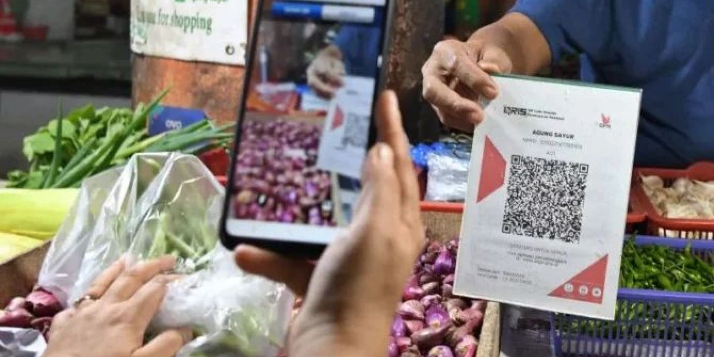 Pembayaran Menggunakan QRIS (Pinterest: Radar Solo)