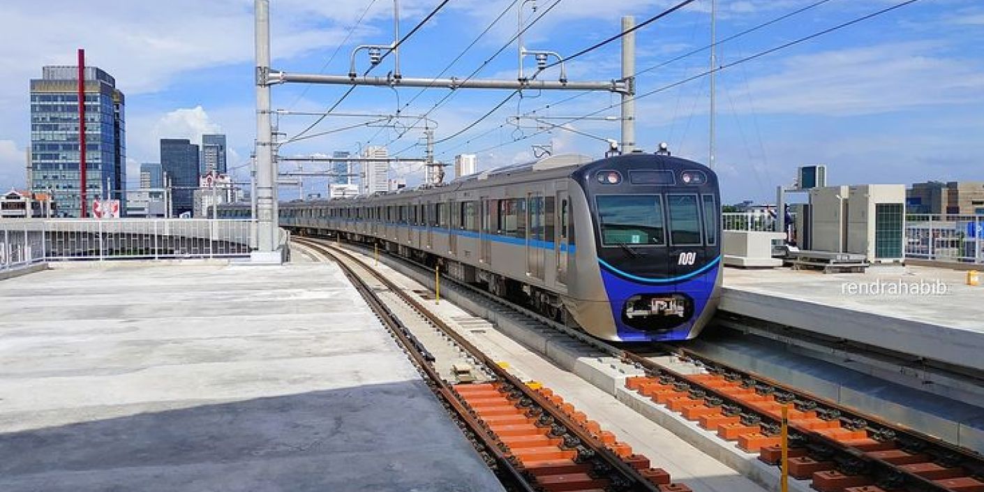 MRT Jakarta Nippon Sharyo (Pinterest: railpictures.net)