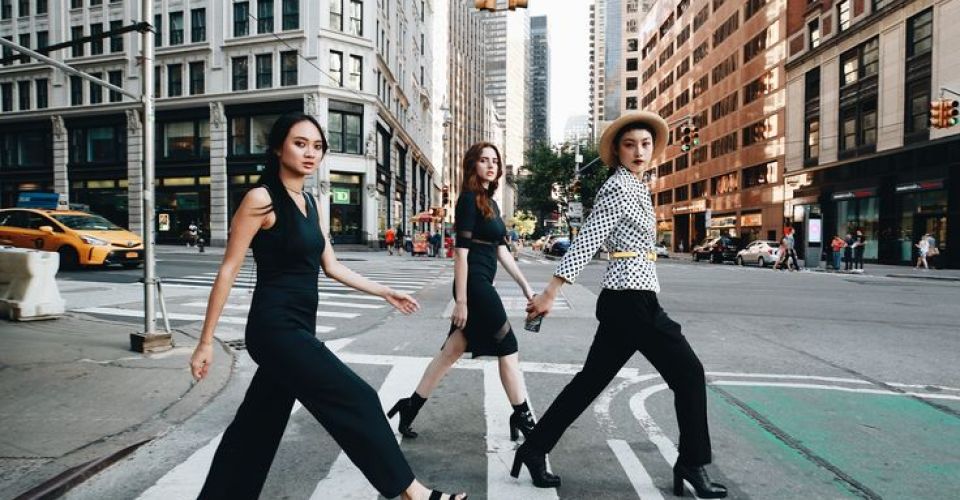 Style Simple & Kece Metropolitan (Pinterest: minikako.com)