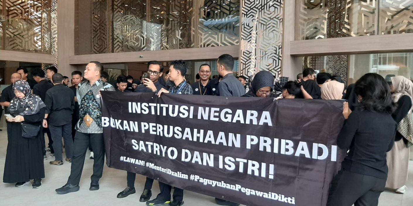 Demo ASN Kemendikti (FOTO: Koma)