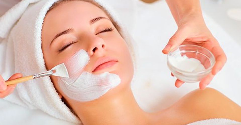 FOTO: Facial Care untuk Wanita (sumber: StyleLovely - Pinterest)