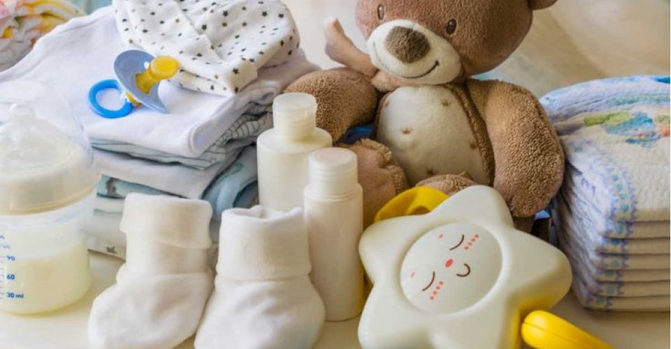 Perlengkapan Bayi (Pinterest: cafemom.com)